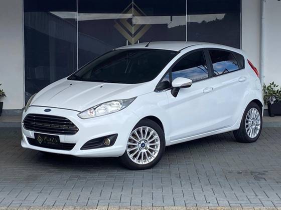 FORD FIESTA 1.6 TITANIUM PLUS SEDAN 16V FLEX 4P POWERSHIFT